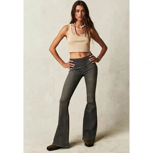 NWT Free People Penny Pull-On Flare Jeans 24